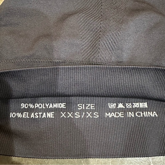 NWOT - Varley Black Sports Bra - Black - XXS / XS - Picture 8 of 8